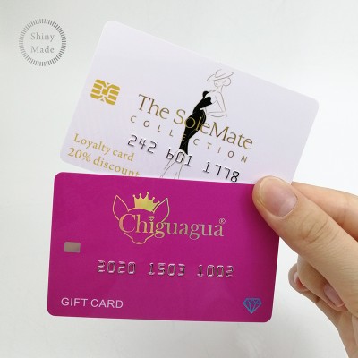 Custom offset printing vip membership cards holographic embossed number pvc cards